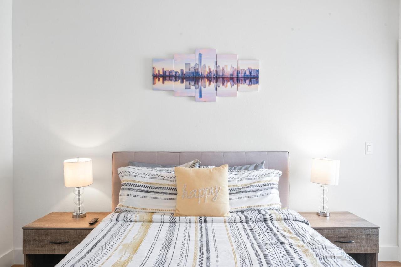 Luxe East Downtown 3Br Condo, Walk To Bars, Restaurants, Shops Austin Exterior photo