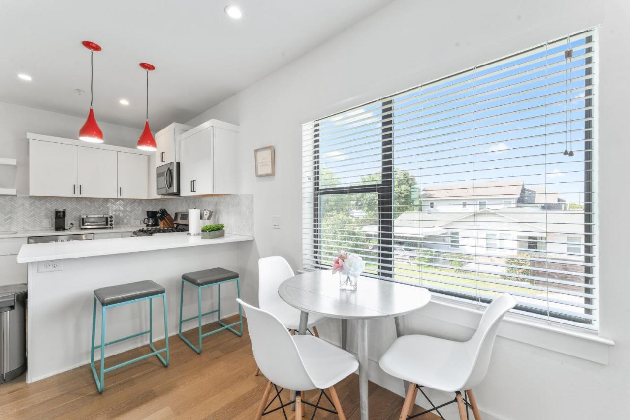 Luxe East Downtown 3Br Condo, Walk To Bars, Restaurants, Shops Austin Exterior photo